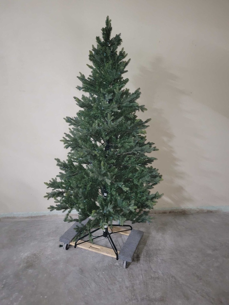 6' Lit Christmas Tree