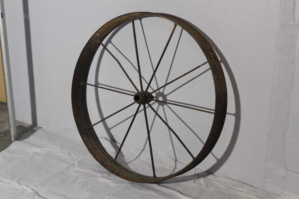Iron Wagon Wheel