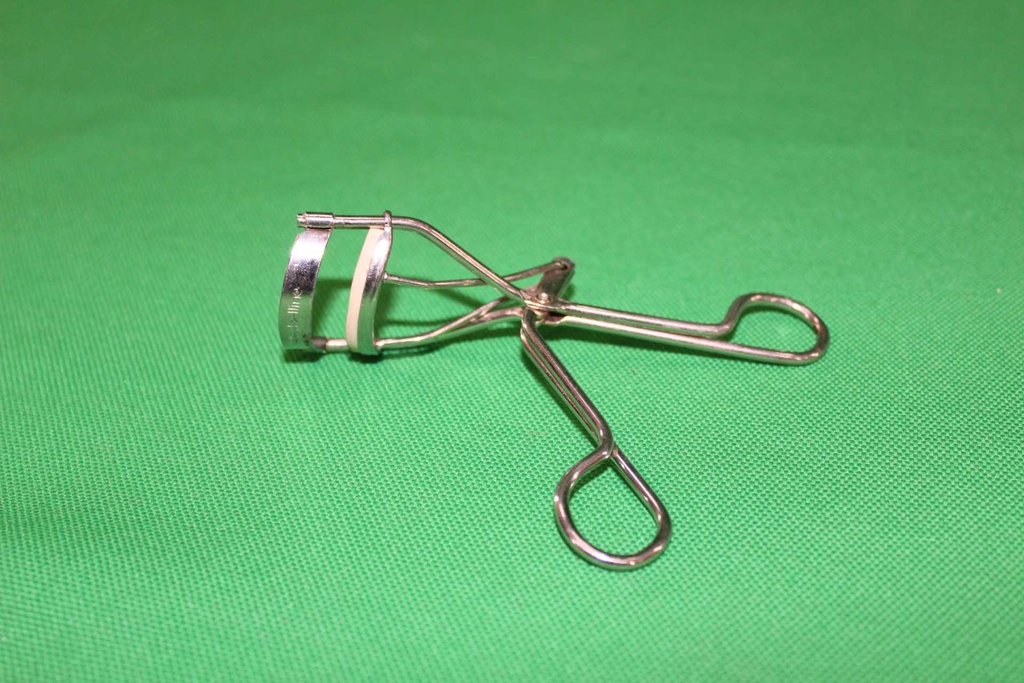 Eyelash Curler