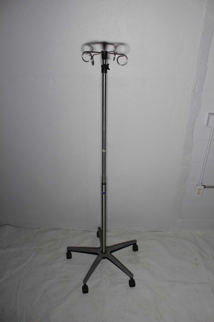 IV Stand
