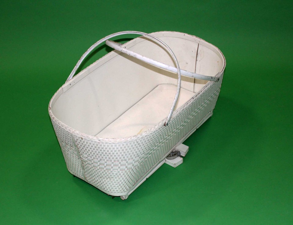 Rolling Bassinet