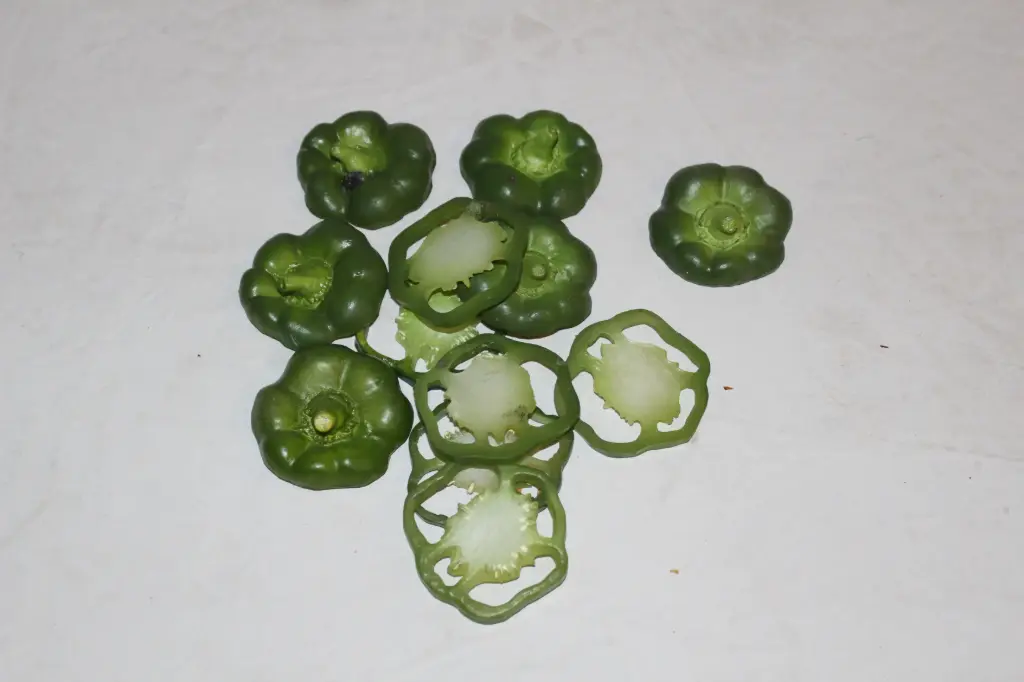 Green Pepper Slices
