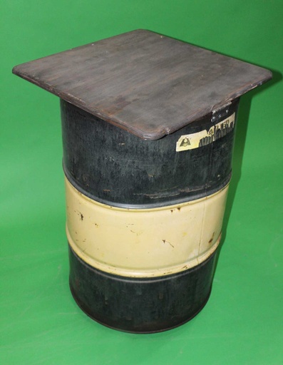 [PDS-015] Metal Barrel Stand