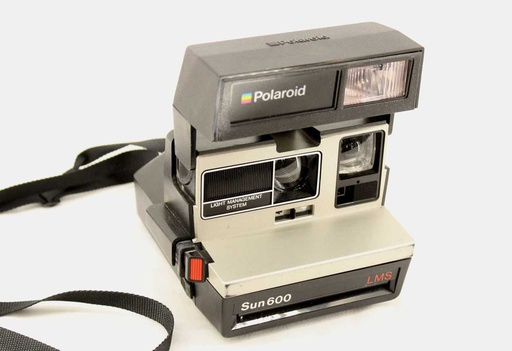 [PEC-030] Polaroid Camera