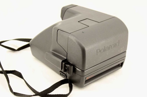 [PEC-032] Polaroid Camera