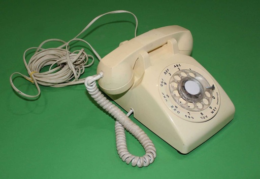 [PEP-068] Rotary Desk Telephone