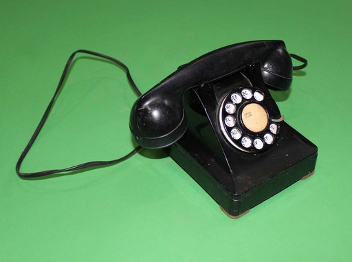 [PEP-071] Rotary Desk Telephone