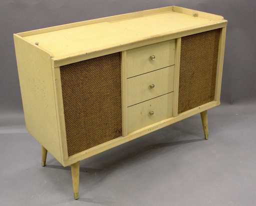 [PER-087] Phonograph Console