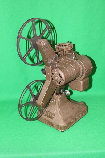 [PET-007] Reel Projector