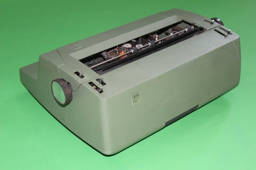 [PEW-001] Electric Typewriter