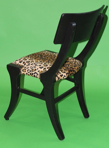 [PFC-015] Leopard Accent Chair