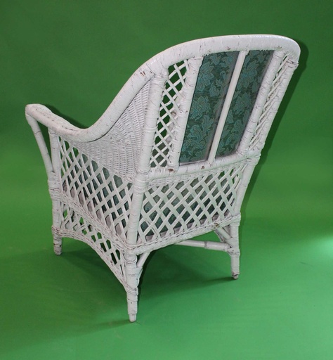 [PFC-085] Wicker Armchair