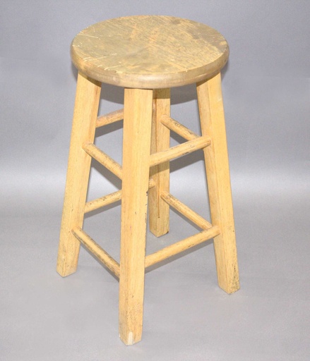 [PFS-011] Stool
