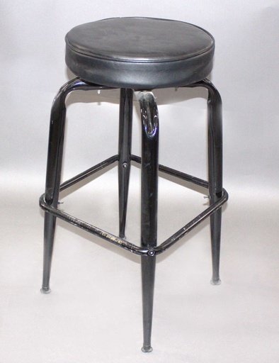 [PFS-037] Stool