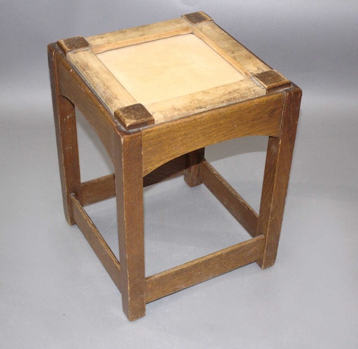 [PFT-018] End Table